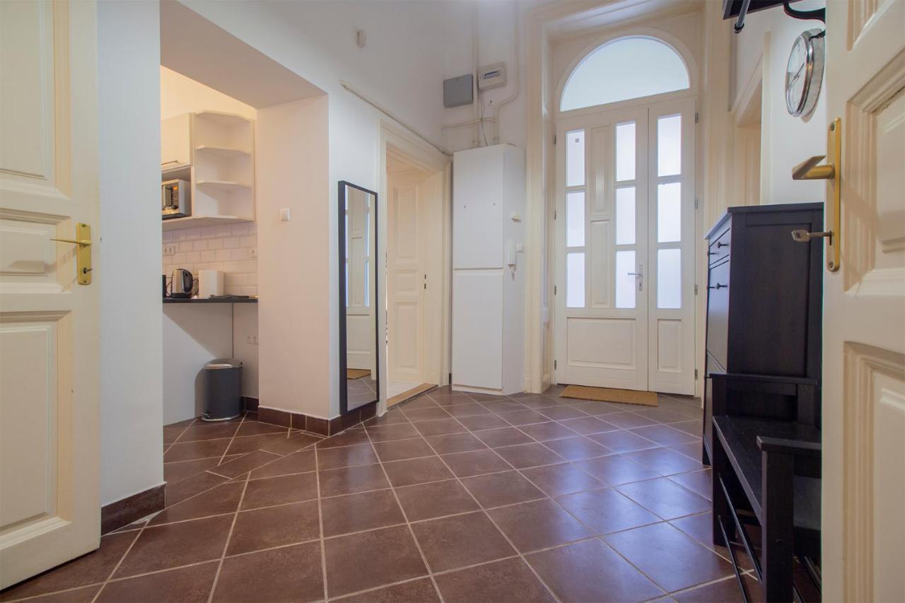 Industrial Double Loft * Budapest