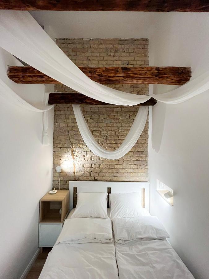 Apartament Brody Str 13 *