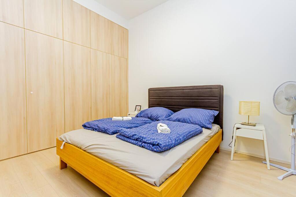 Luminous Design - W18 Apartment Budapest