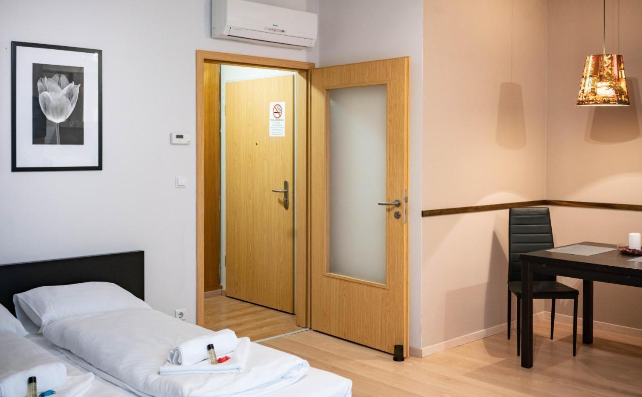 Central Passage For 2, Balcony, Wifi, Ac, Tv Apartamento *