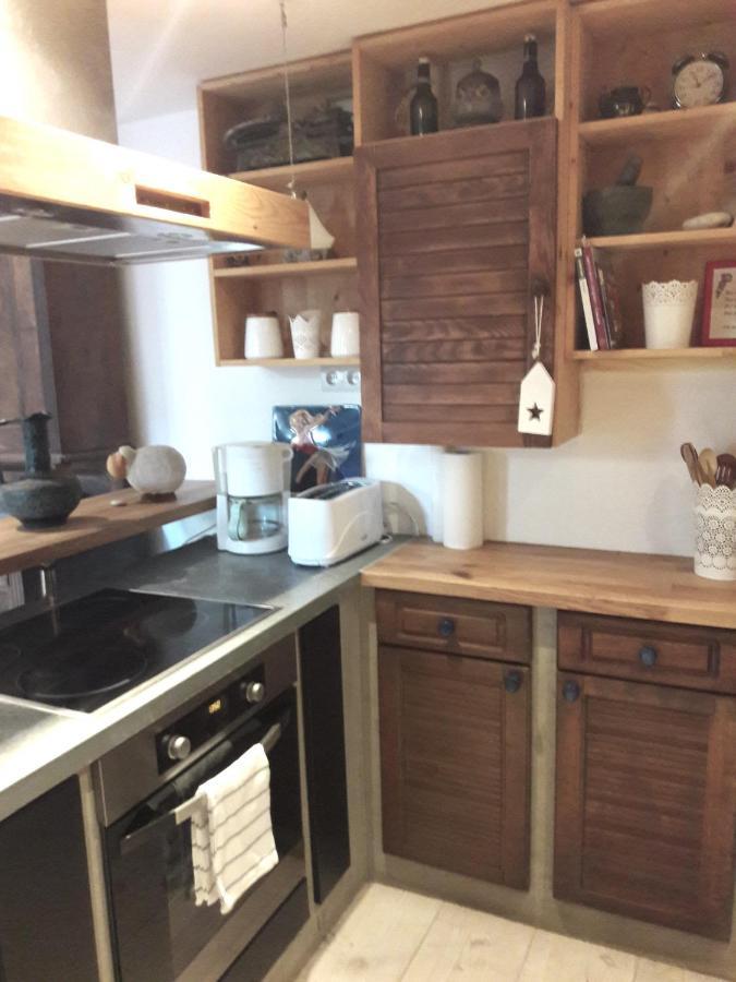 Unique, Homey With Free Parking In Apartamento *