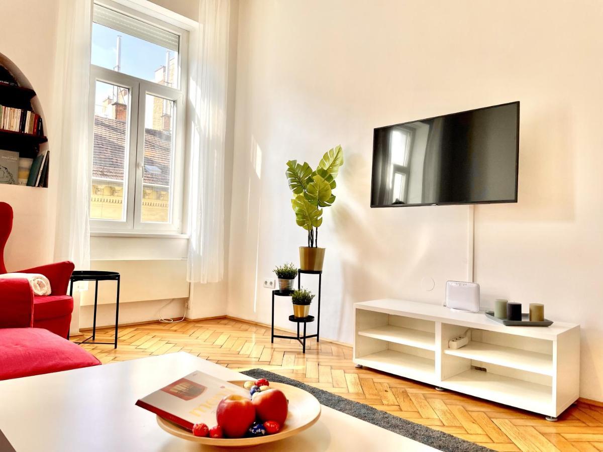 Eotvos 25 Budapest