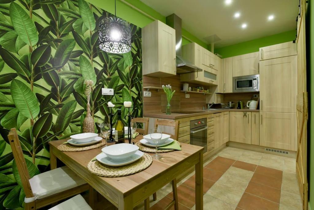 Apartman Downtown Island Of Peace By Nw