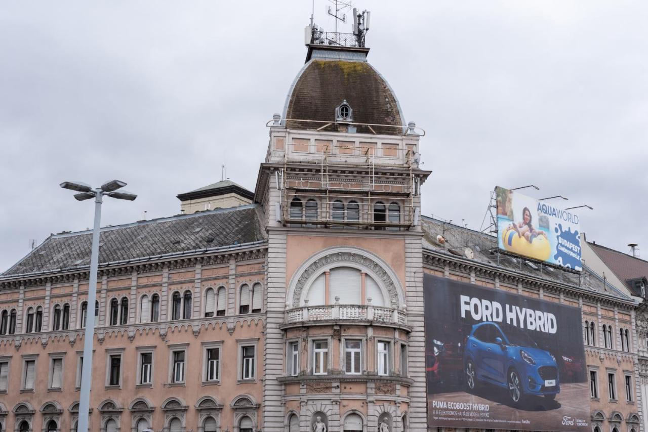Stylish New With View On New York Palace Lejlighed *