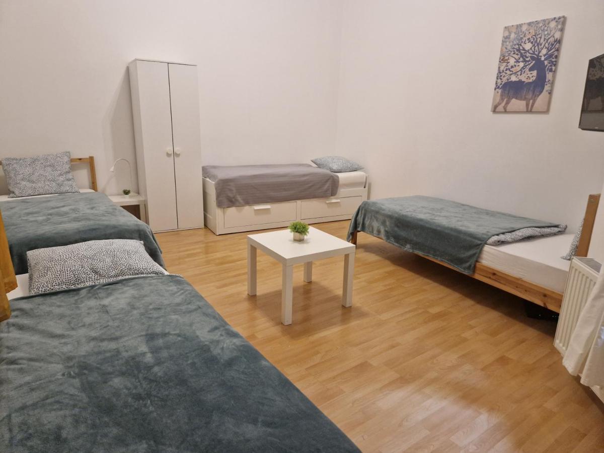 Cosy Apartment, Good Location, Cheap Parking In 50m * Budapest