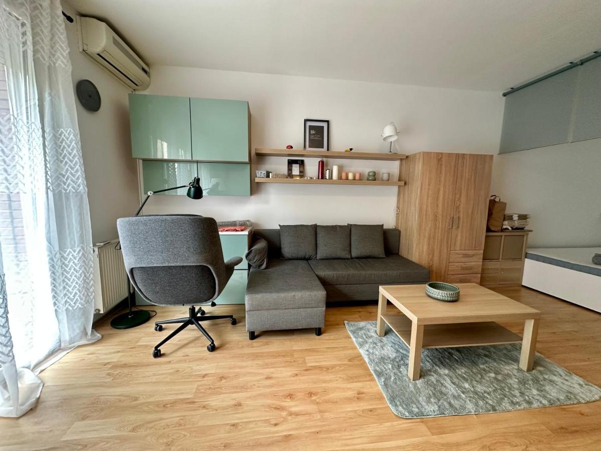 S3 Residences Ilka Serviced Cozy *