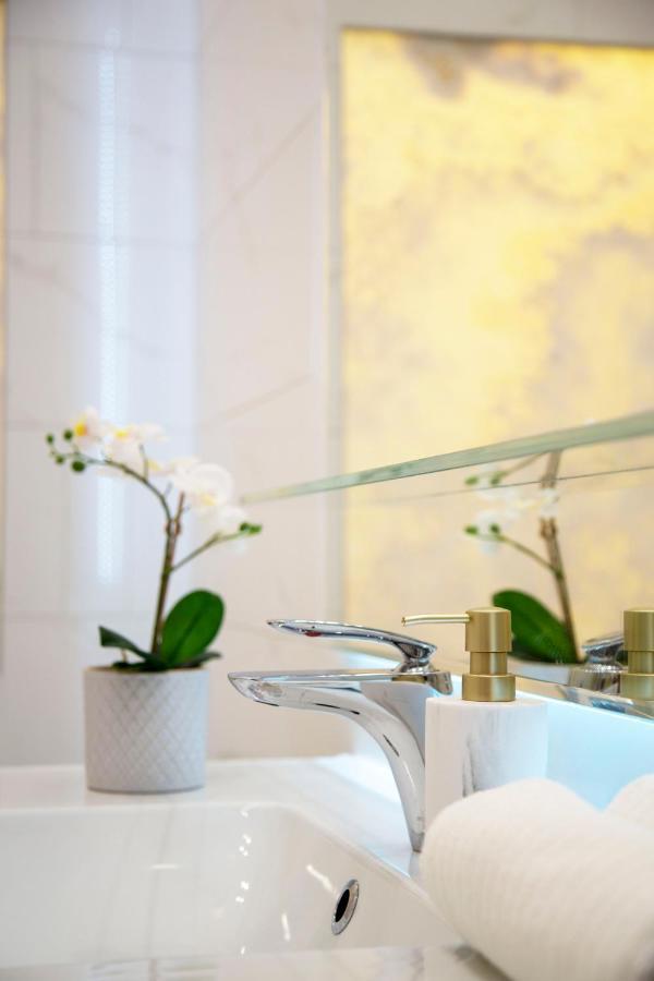 Luxurious Next To The Danube River Apartman *