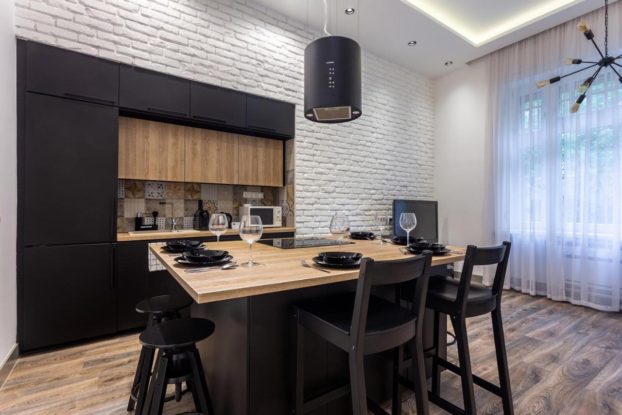 Alder Bridge Apartment *