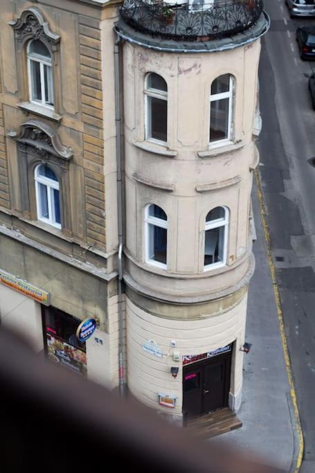 Cityscape Budget Blaha Apartmán *