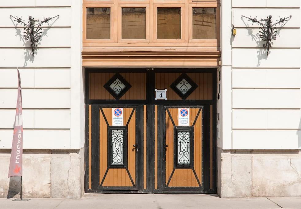Nest Synagogue Budapest