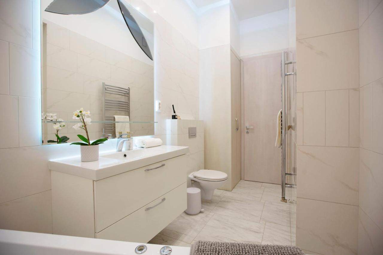 Luxurious Next To The Danube River