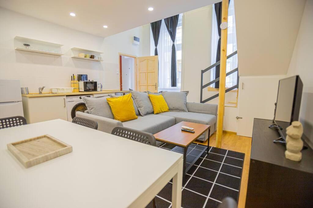 2 Bedroom Flat In The Dob Street, Venus Apartmán Budapest