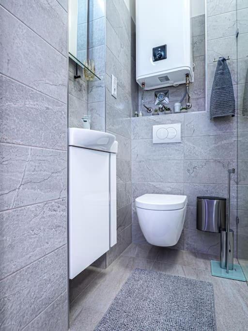 Vidra-lak With Private Parking Apartamento *