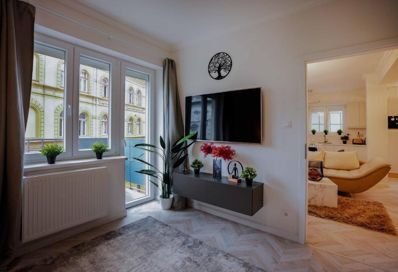 Corvin Avenue Premium Central Lägenhet *