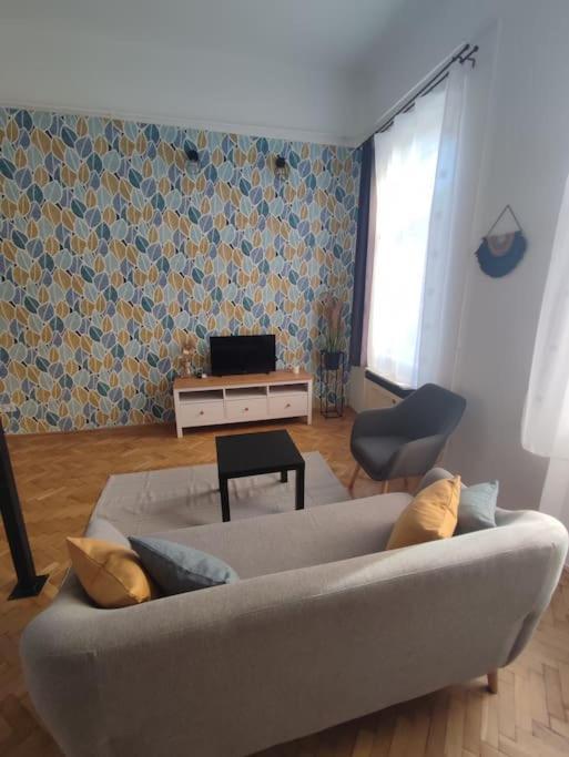 Hidden Gem For A Homey Getaway * Budapest