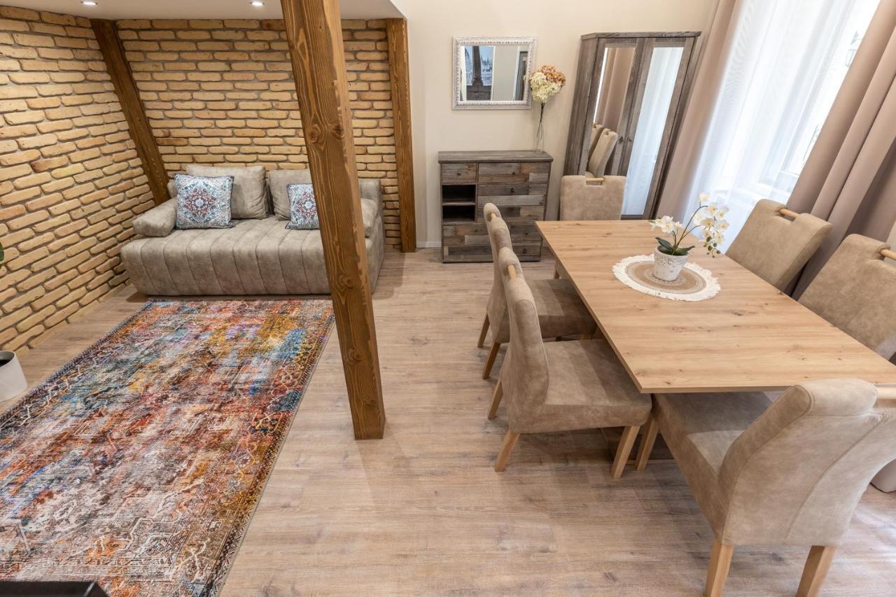 Comfort Zone Apartment *