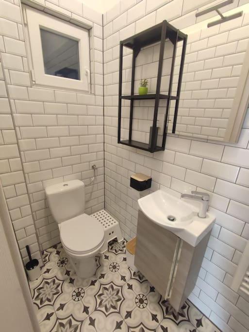 Apartment Hidden Gem For A Homey Getaway Budapest
