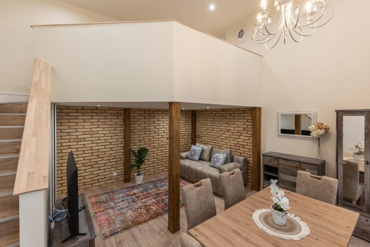 Comfort Zone Apartment *