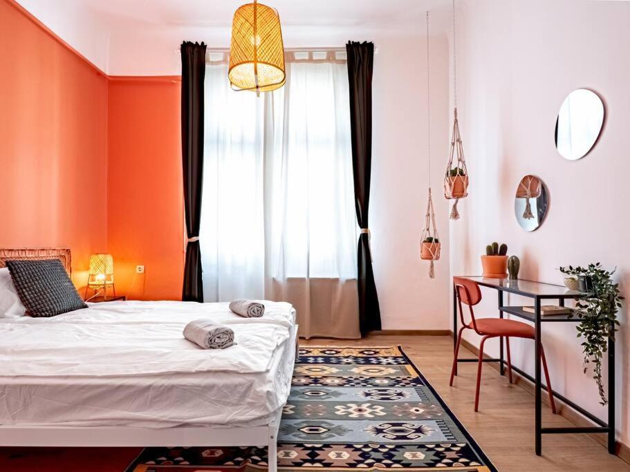 Mexicopo With Garage Apartment *