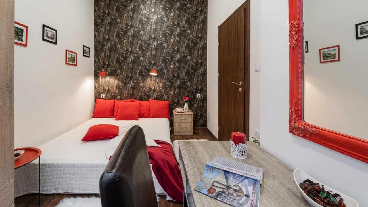 Klauzal 14 * Budapest