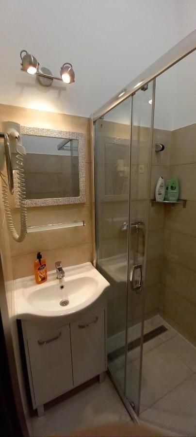 Penzión pre hostí Klauzal 14 *
