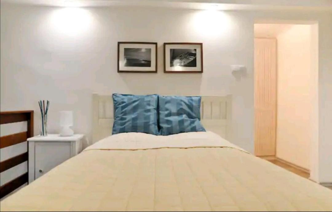 Vendegszoba-havas Utca Apartamento *