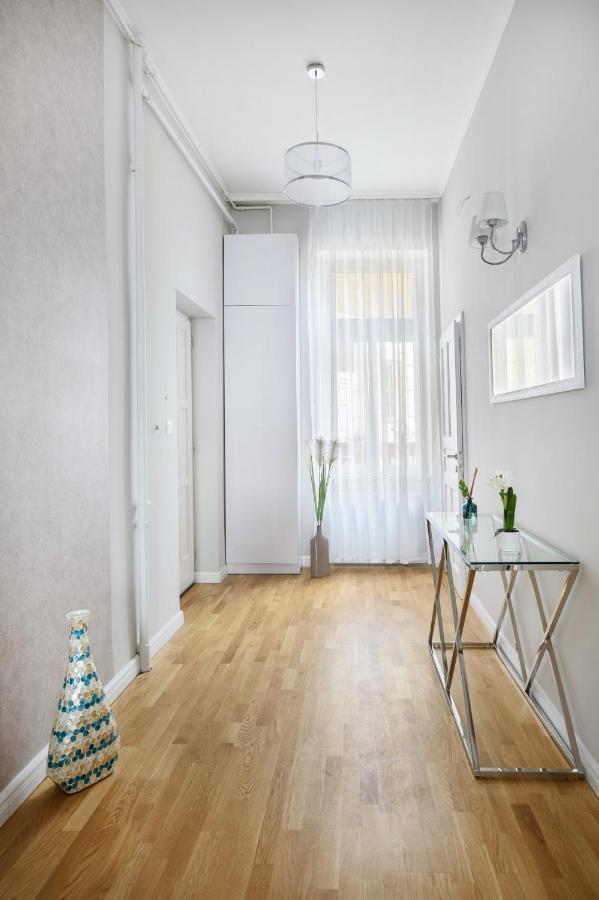 Luxury Royal In The Heart Of Apartman