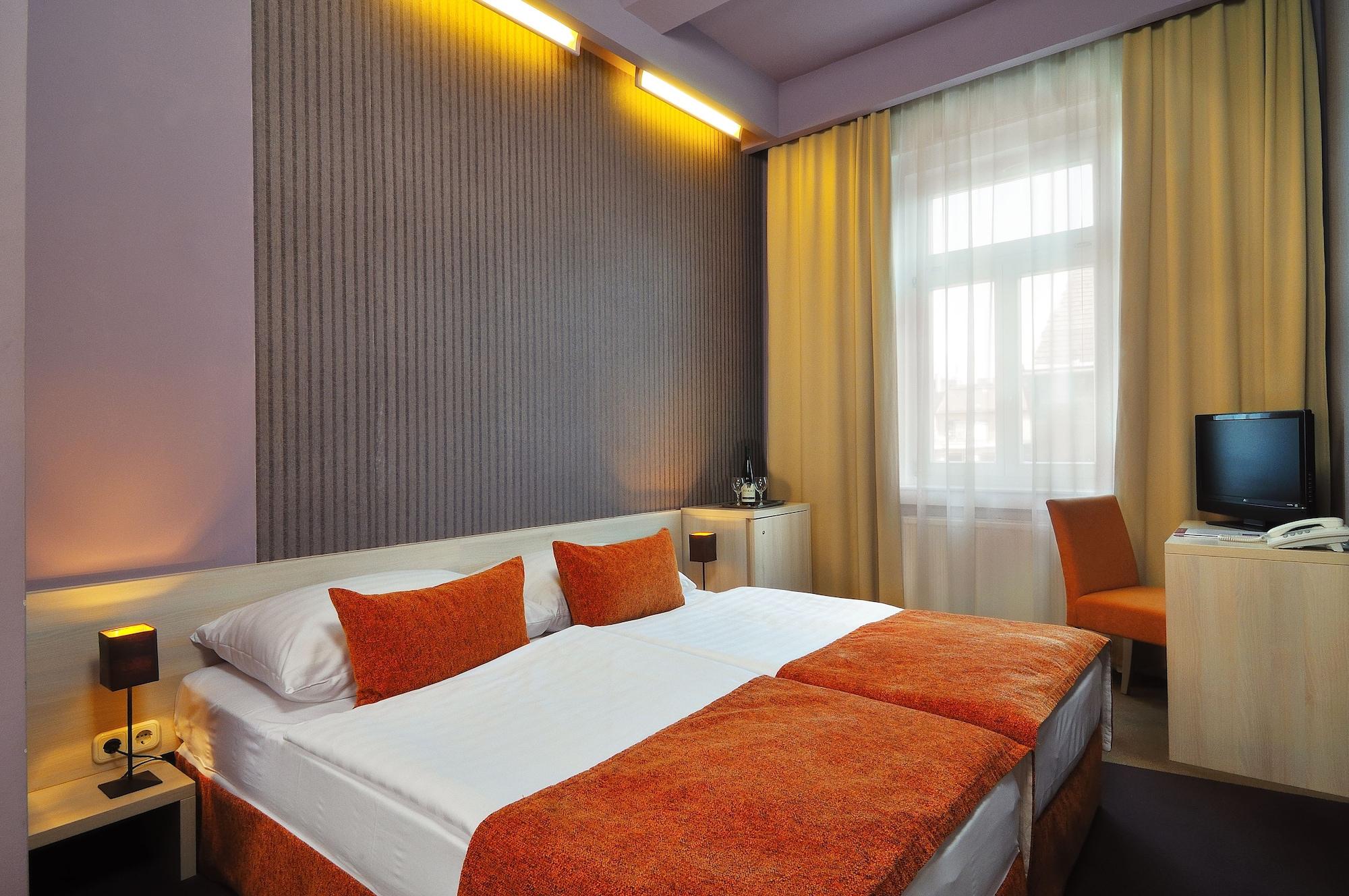 Star City 3* Budapest