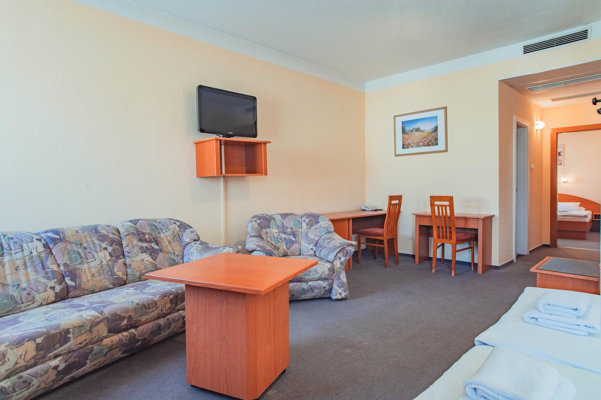 Homoky Bestline Hotel 3*