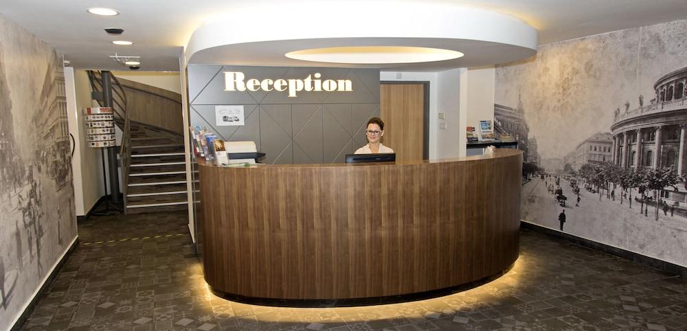Ring Budapest