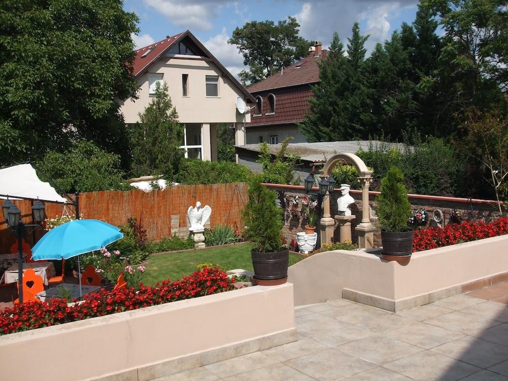 Attila 2* Budapest