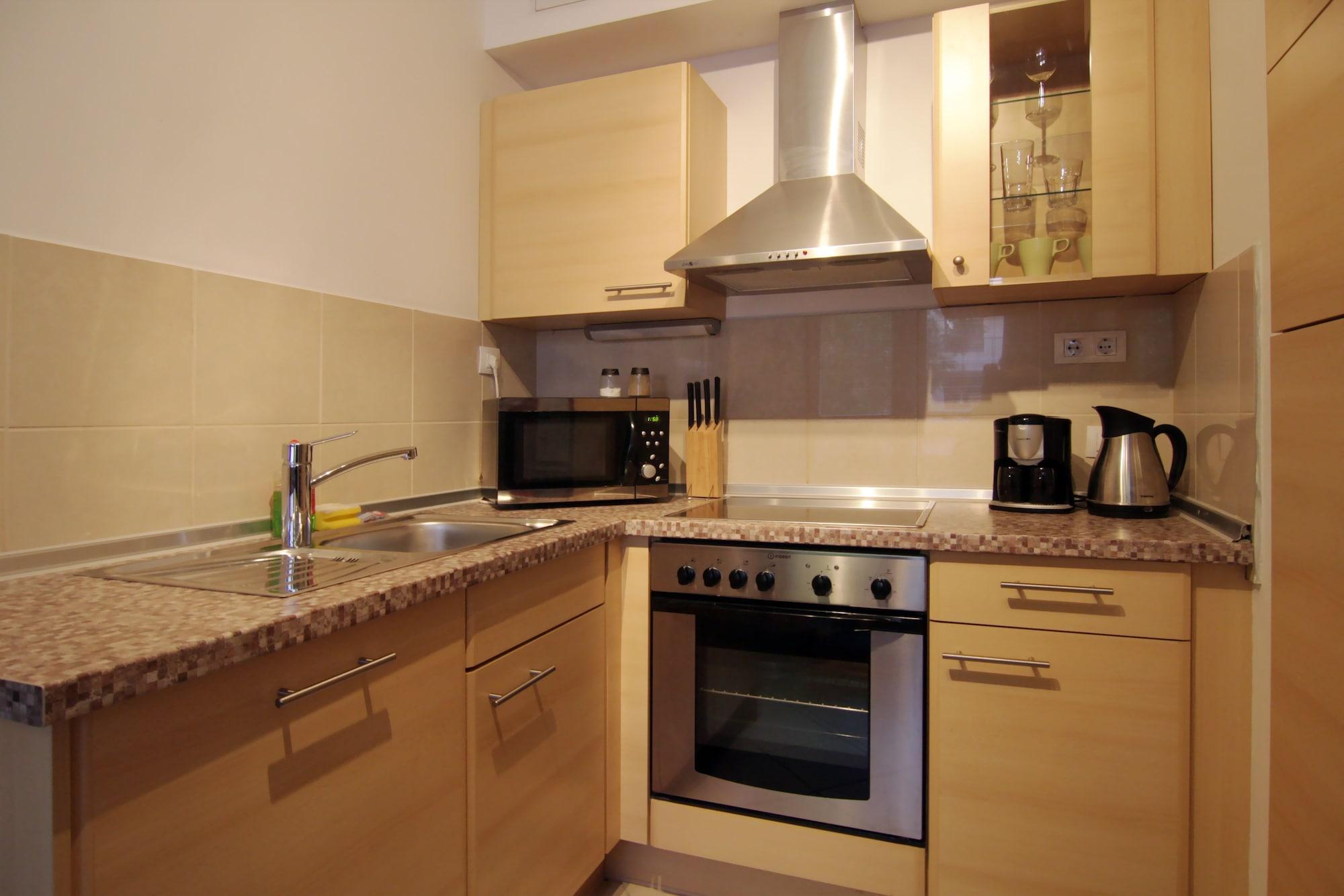 Gozsdu Court Hotel 3*