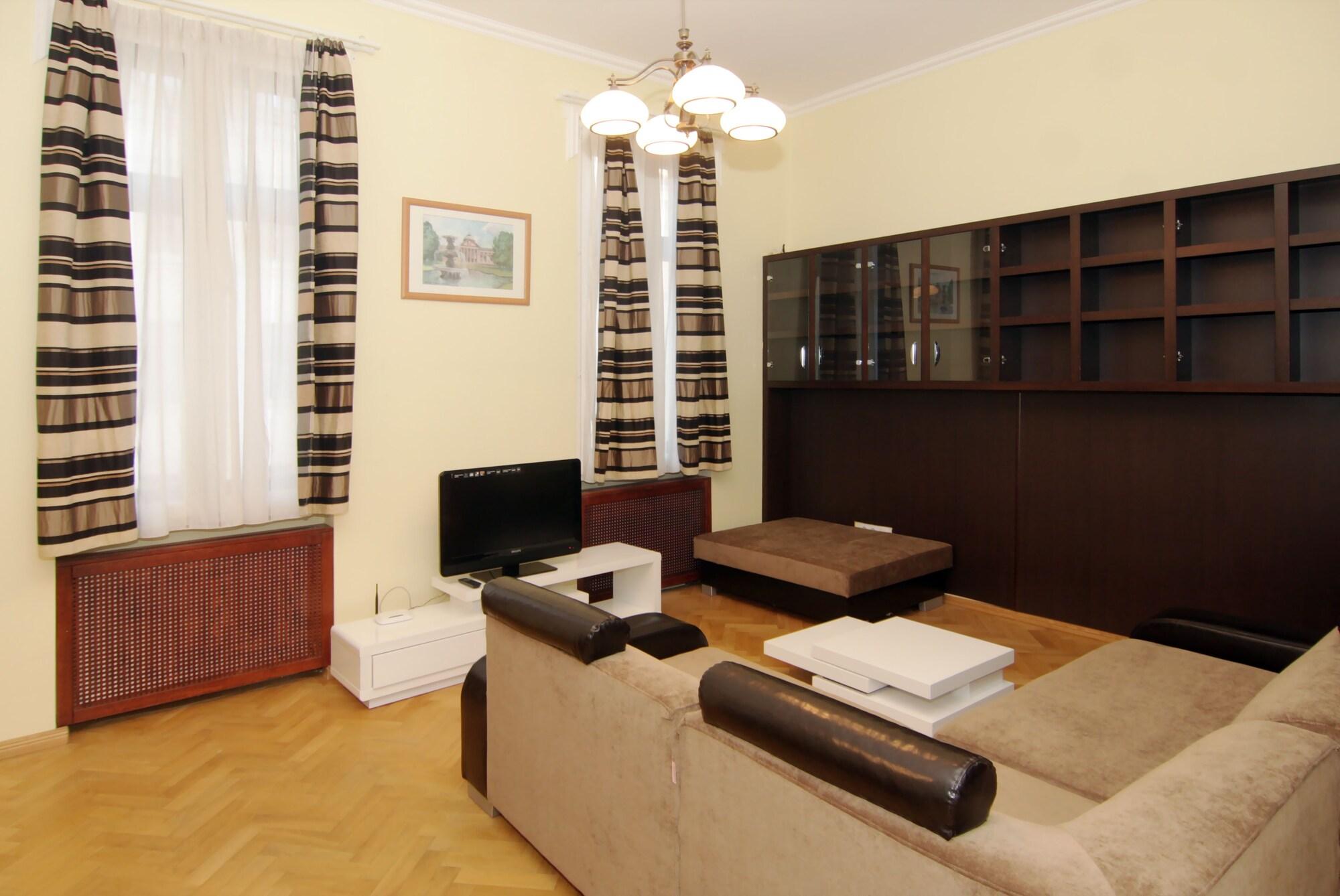 Gozsdu Court 3* Budapest