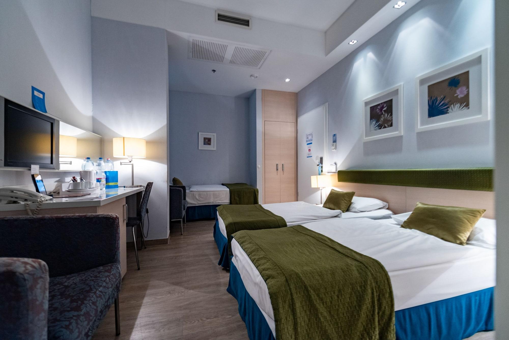 Atrium Fashion 4* Budapest