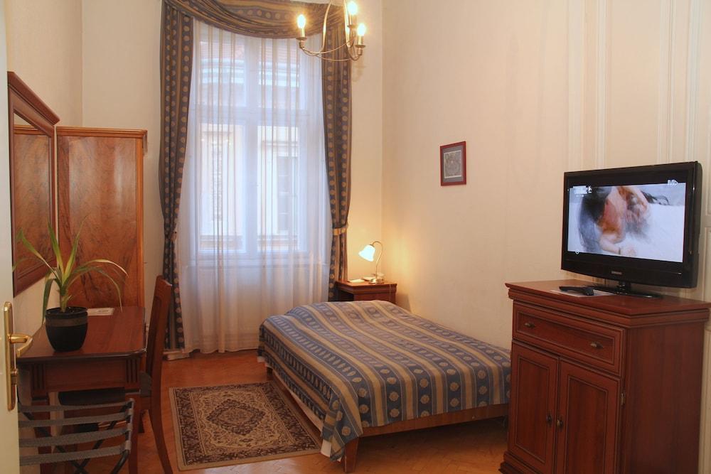 Kalvin House Lejlighedshotel 3*