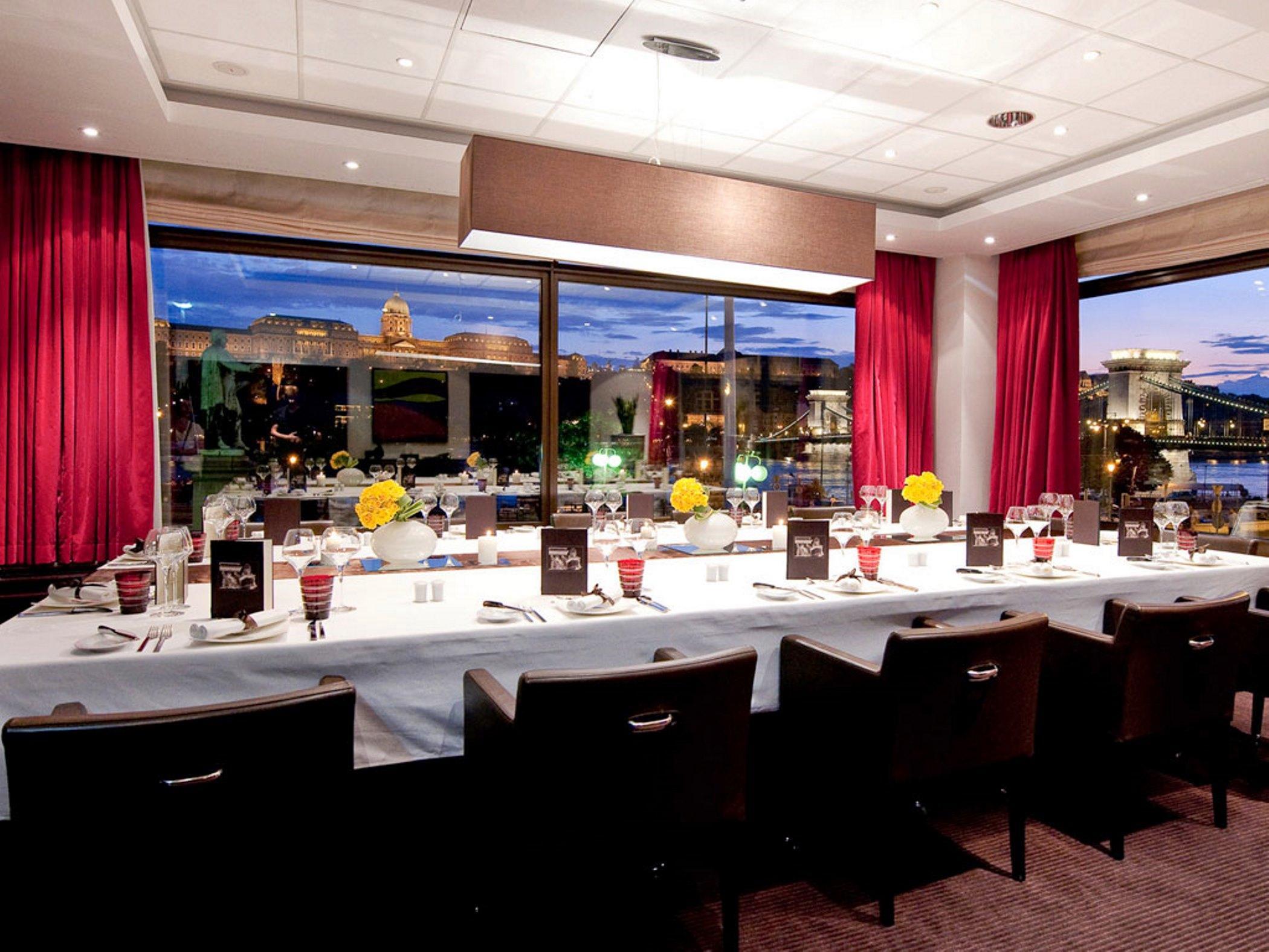 Sofitel Chain Bridge Hotel 5*