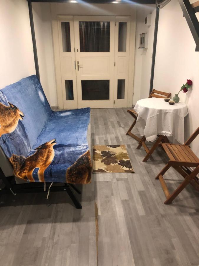 7dab Almassy Contactless Self Check-in Apartmán Budapest