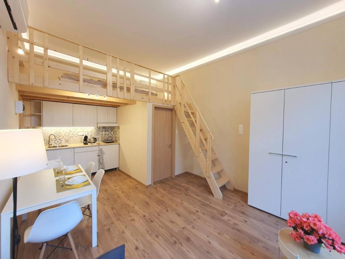 Central Mezzanine Apartments With Ac At Keleti Railways Long-Term Apartamento *