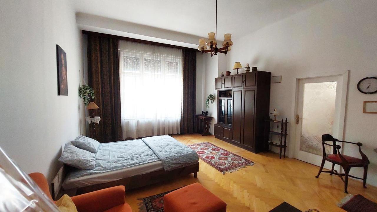 Bross1 Apartment