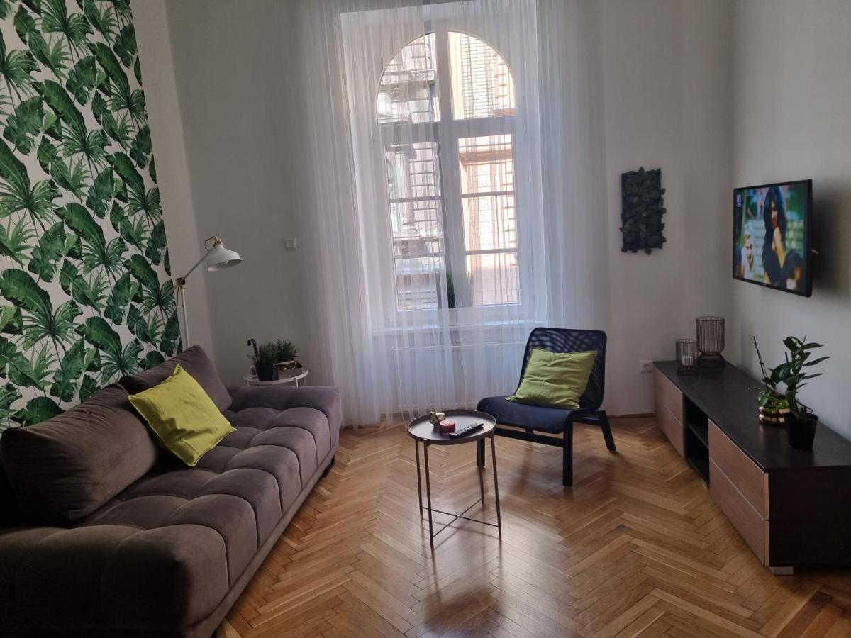 Bajnok Property Apartment