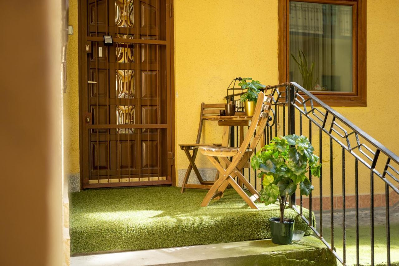 Emerald At Appartamento Budapest