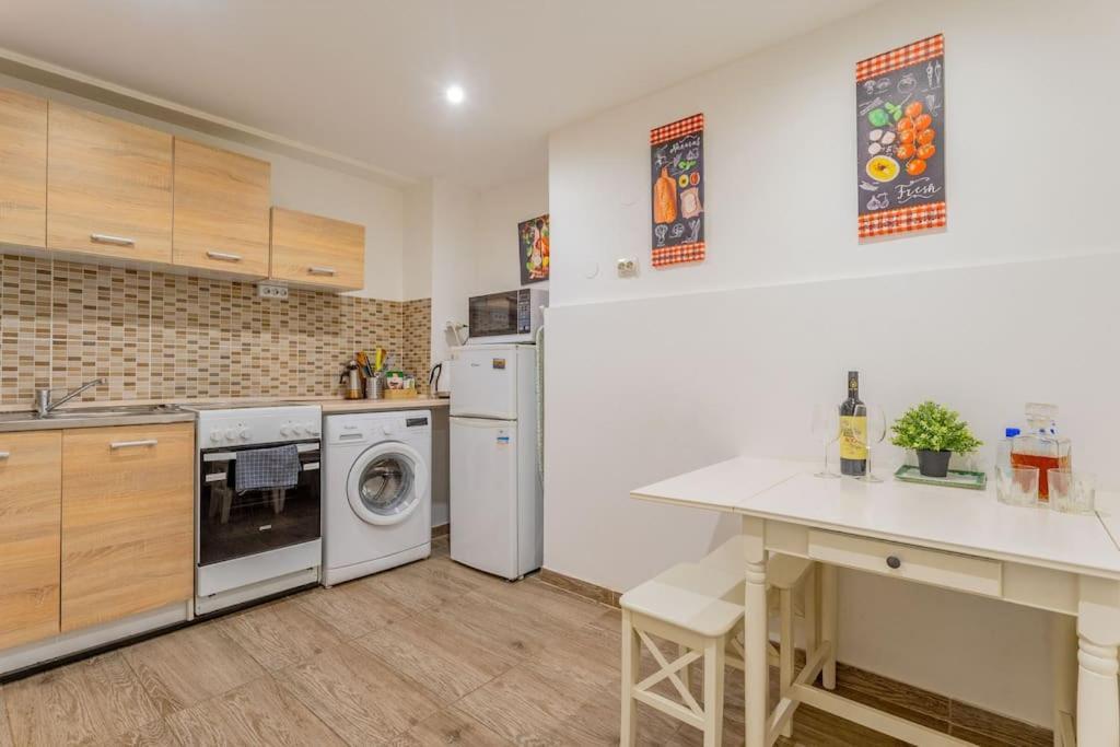 Captain's In Soho Apartman Budapest