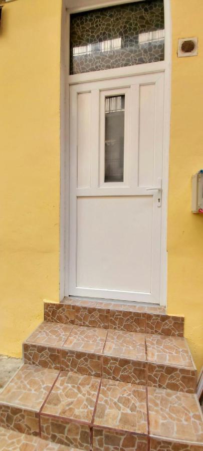 Attila Apartman Appartamento *
