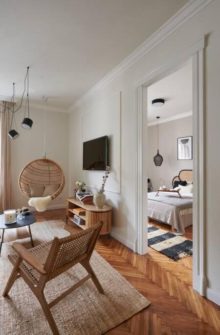 Scandinavian Art 3-bdr Budapest