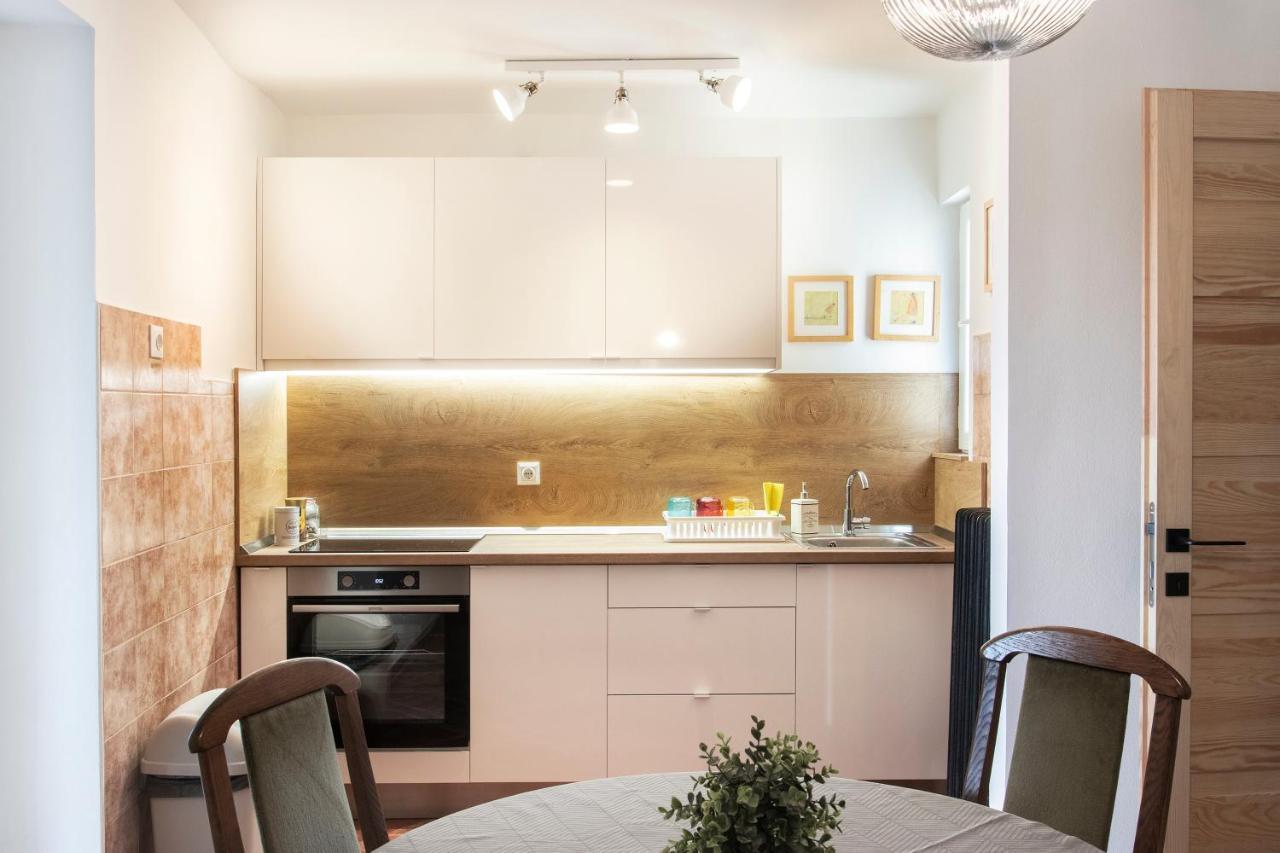 W21 Apartment *