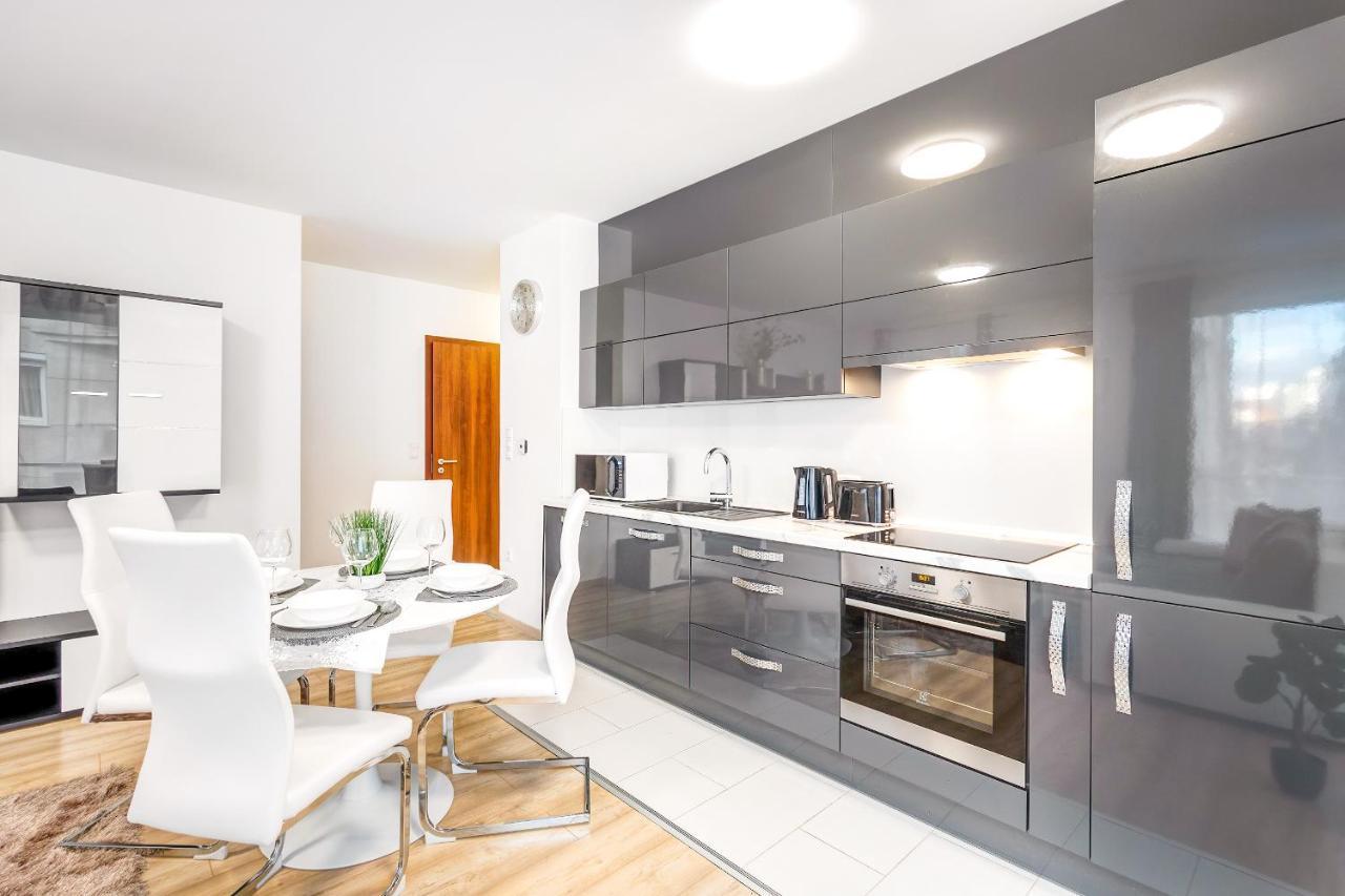 Modern With Free Garage And Balcony In The Downtown Budapest