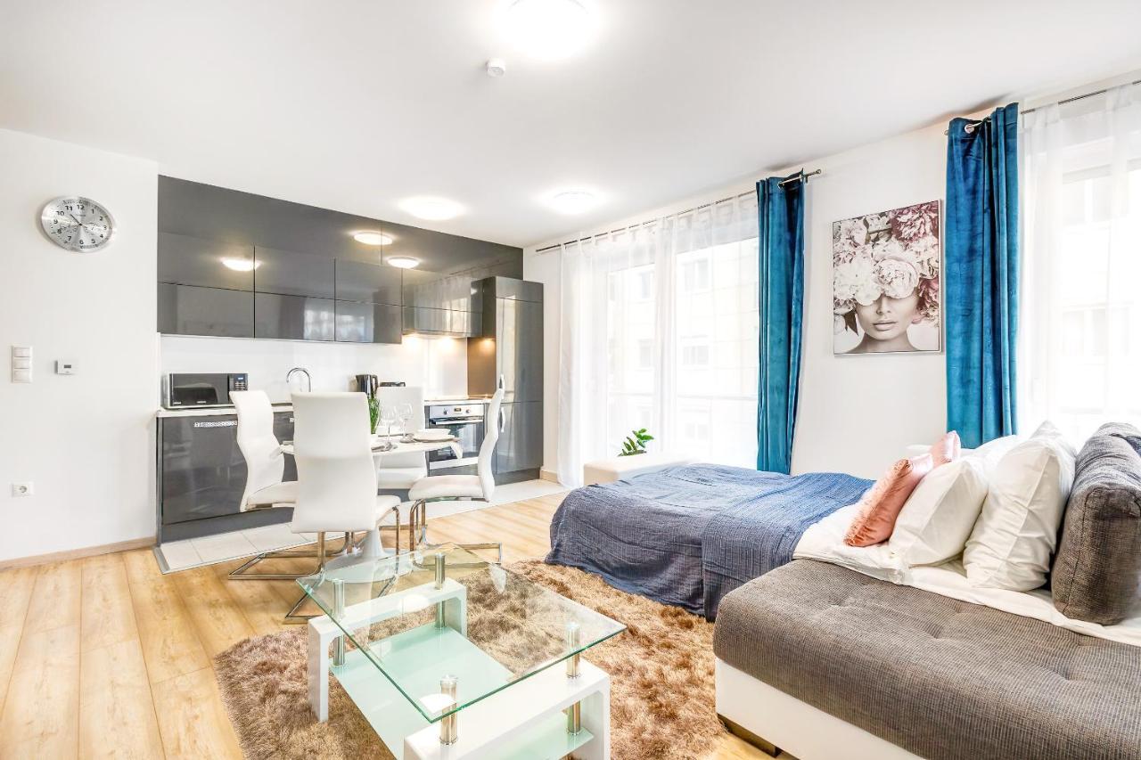 Modern With Free Garage And Balcony In The Downtown * Budapest