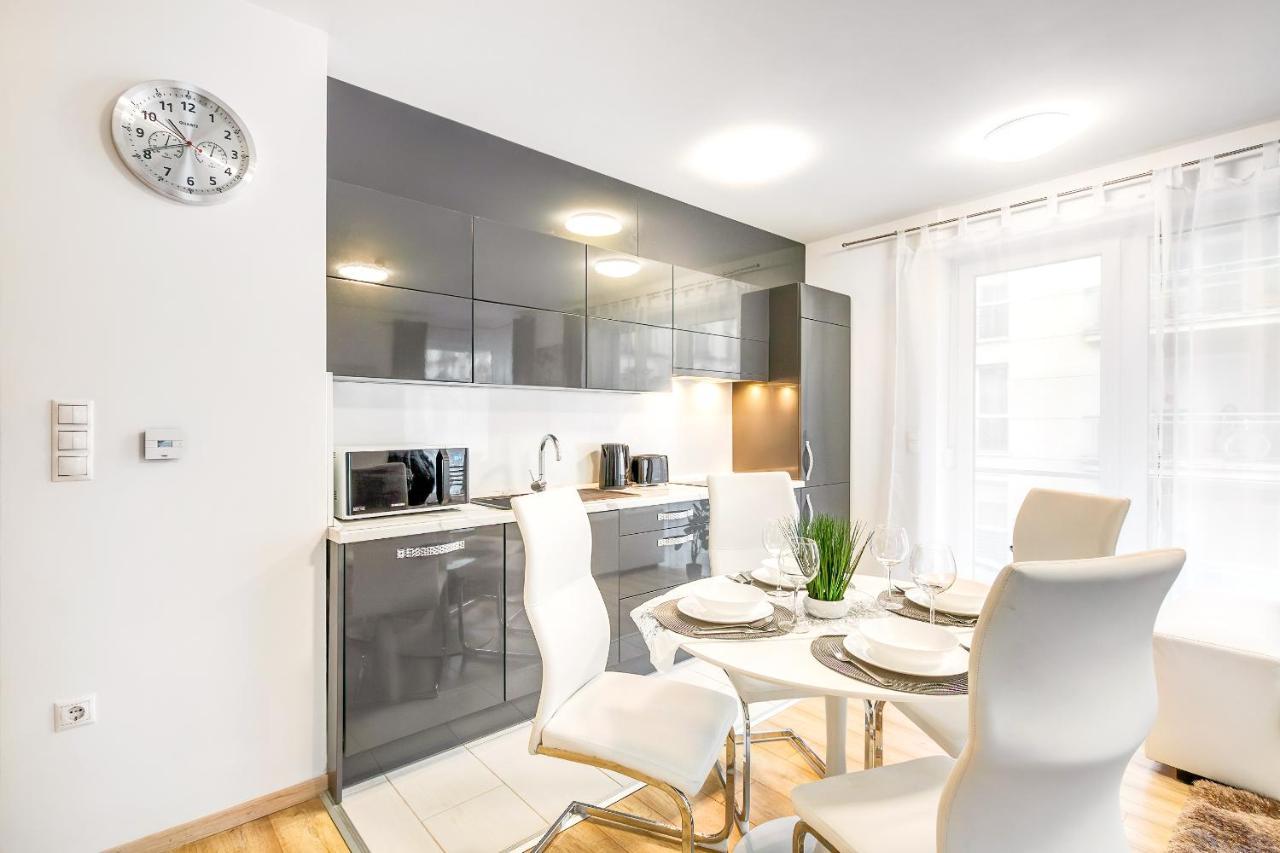 Modern With Free Garage And Balcony In The Downtown * Budapest