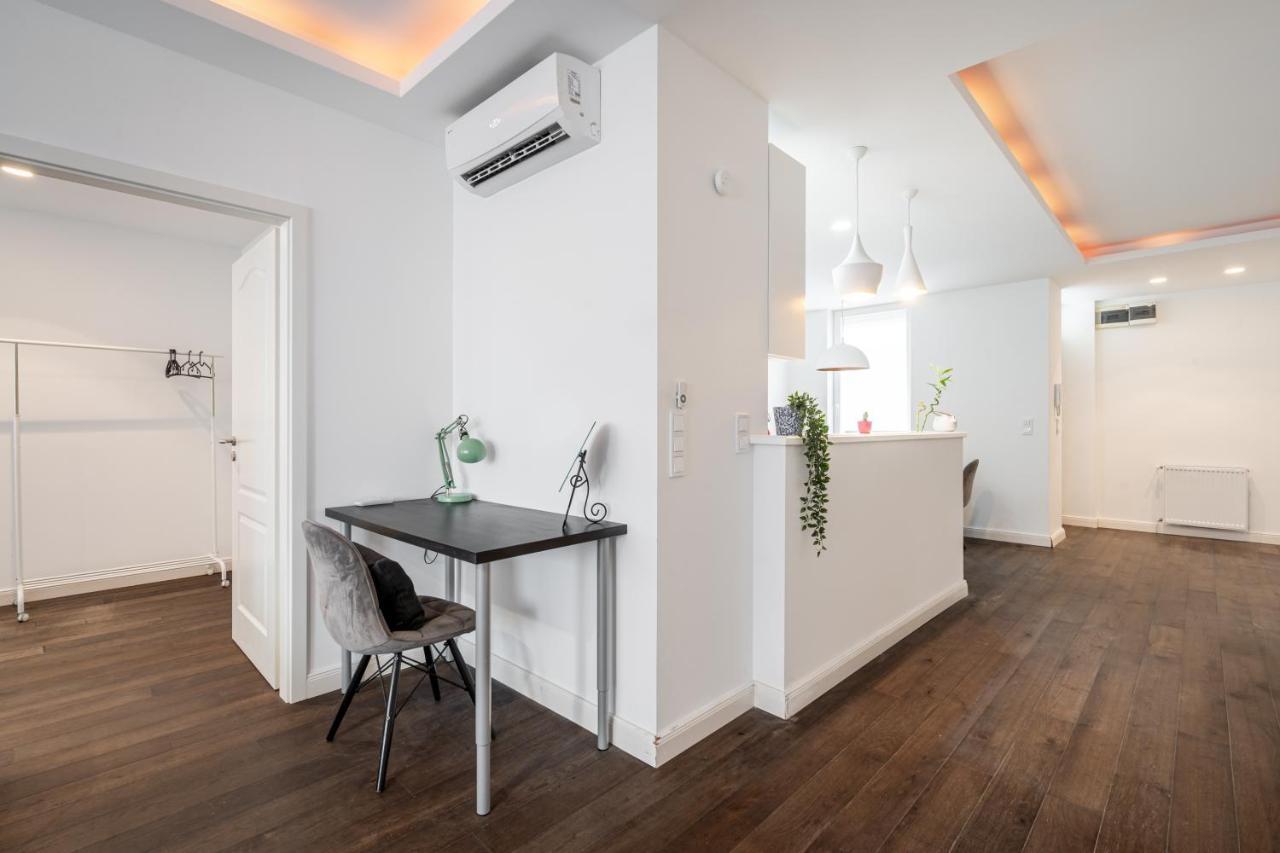R42-boutique Apartments, Location By Bqa Lägenhet Budapest