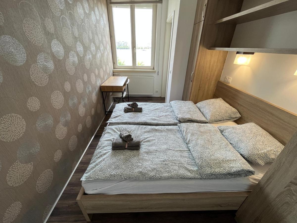 B38 Apartment *